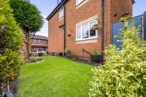 Photo 33- click for photo gallery